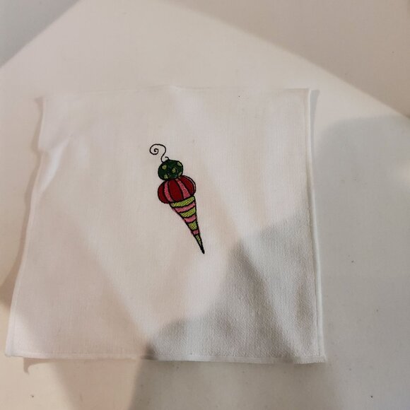 Christmas Embroidery Kitchen Square Towels White NEW - Set Of 4 - Picture 11 of 14